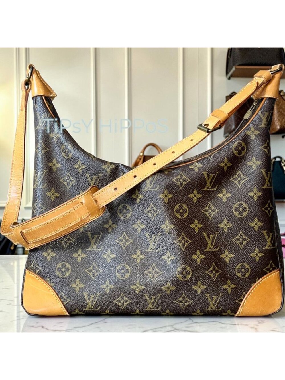 AUTHENTICATED!  LOUIS VUITTON Boulogne 35 Shoulder Bag Monogram